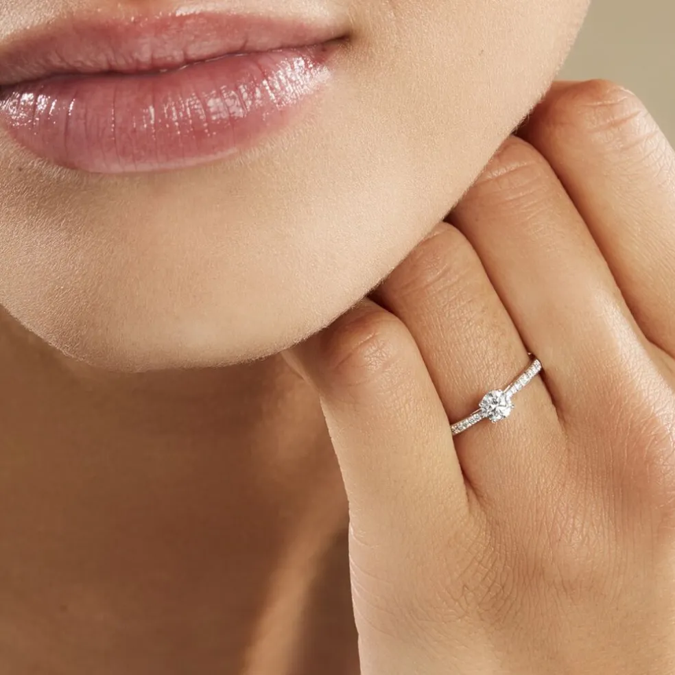 Bague Solitaire Hemera Or Blanc Diamant Synthetique